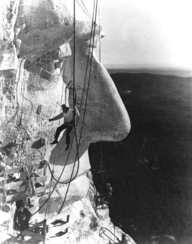 Фотографии Горы Рашмор на стадии строительства