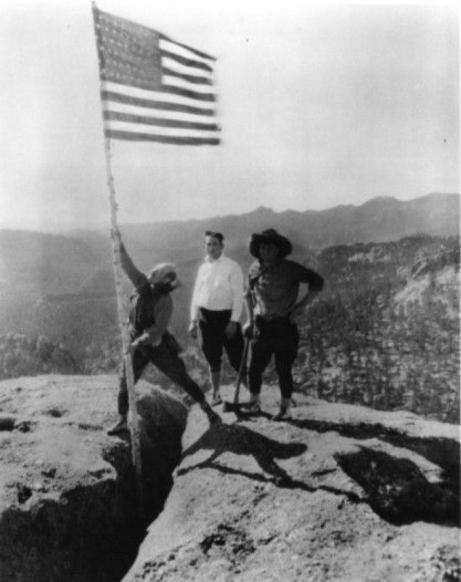 Фотографии Горы Рашмор на стадии строительства