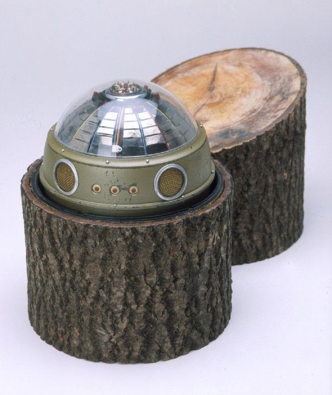 Replica Подслушивающее устройство в пне
